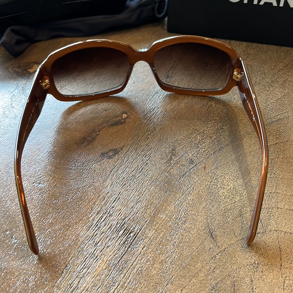 Chanel 5144 Brown Gradient Sunglasses - Picture 4 of 4
